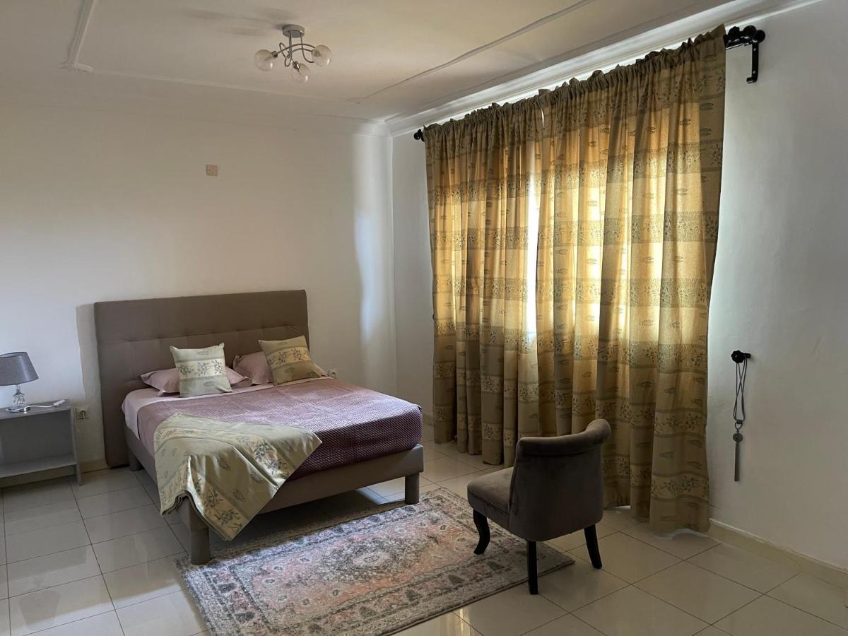 Appartement Domaine des Maldives à Yaoundé Extérieur photo